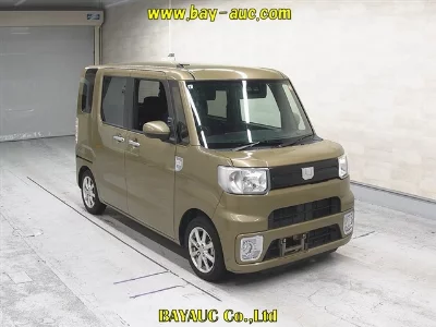 DAIHATSU WAKE