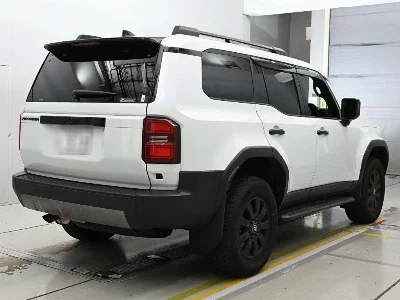 TOYOTA LAND CRUISER 250