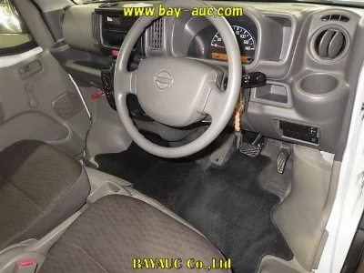 NISSAN NV100 CLIPPER
