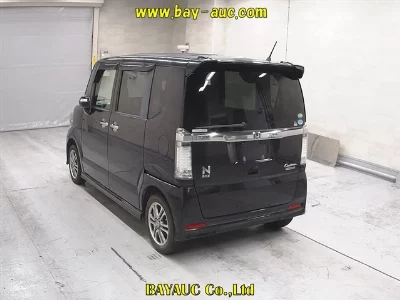 HONDA N BOX CUSTOM