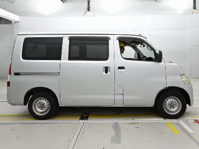 TOYOTA TOWN ACE VAN