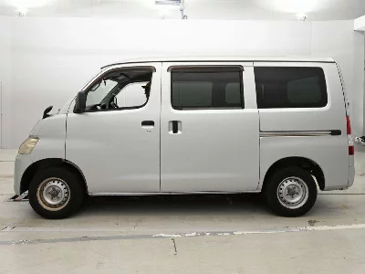 TOYOTA TOWN ACE VAN