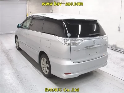 TOYOTA ESTIMA HYBRID