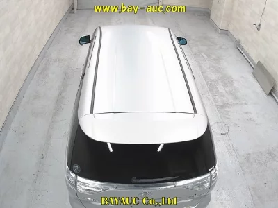 TOYOTA ESTIMA HYBRID