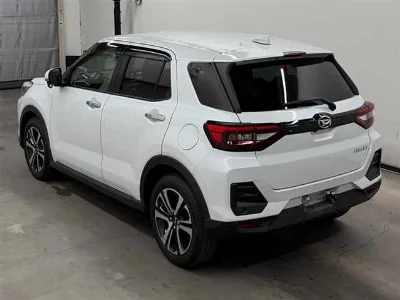 DAIHATSU ROCKY