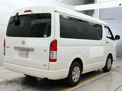 TOYOTA HIACE WAGON