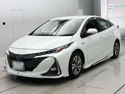 TOYOTA PRIUS PHV