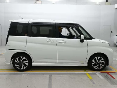 MITSUBISHI DELICA D:2