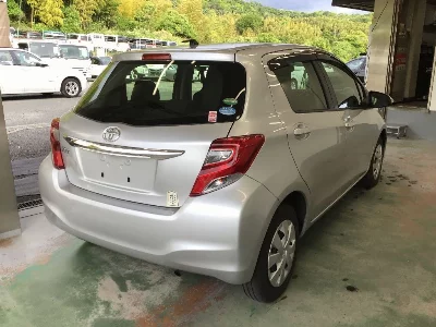 TOYOTA VITZ