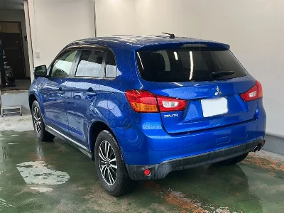 MITSUBISHI RVR