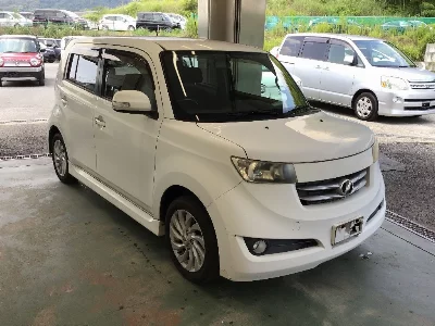TOYOTA BB
