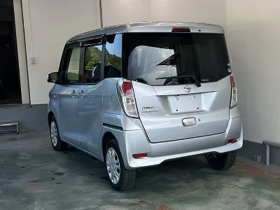 NISSAN DAYZ ROOX
