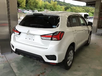 MITSUBISHI RVR
