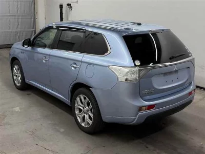 MITSUBISHI OUTLANDER PHEV