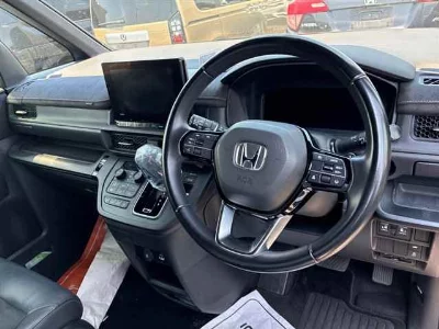 Honda STEPWGN SPADA