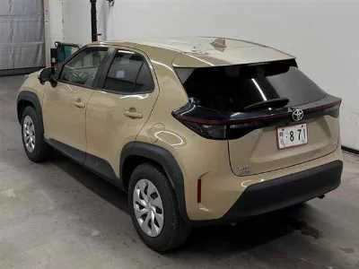 TOYOTA YARIS CROSS