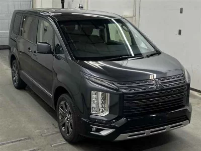 MITSUBISHI DELICA D:5