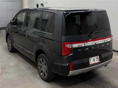 MITSUBISHI DELICA D:5