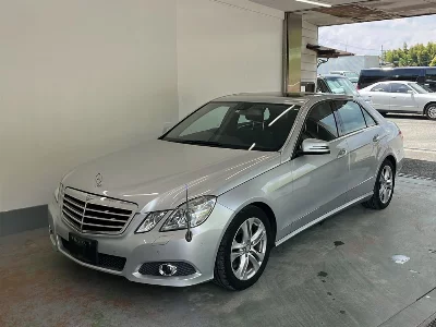 MERCEDES BENZ E CLASS