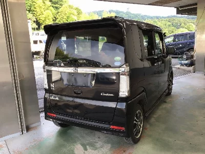 HONDA N BOX CUSTOM