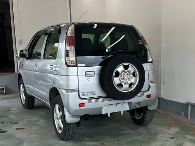 DAIHATSU TERIOS KID