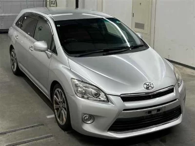 TOYOTA MARK X ZIO