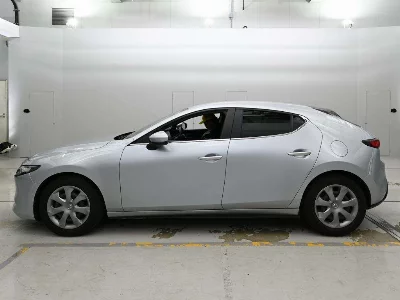MAZDA MAZDA3 FASTBACK