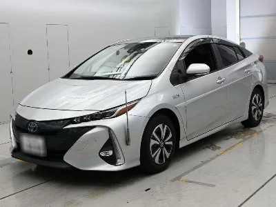 TOYOTA PRIUS PHV
