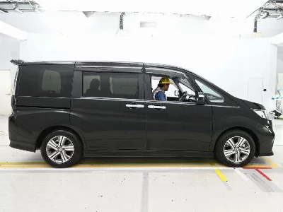 Honda STEPWGN SPADA
