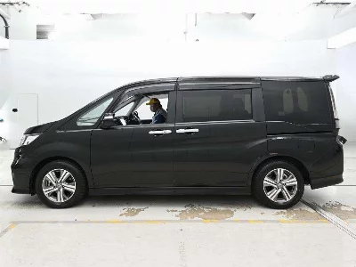 Honda STEPWGN SPADA