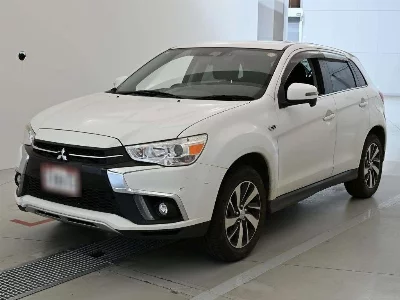 MITSUBISHI RVR