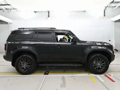 TOYOTA LAND CRUISER 250