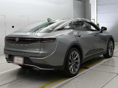 TOYOTA CROWN CROSSOVER