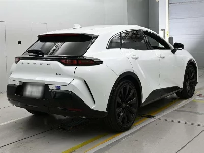 TOYOTA CROWN SPORT