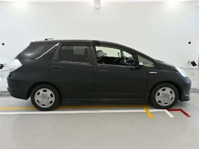 HONDA FIT SHUTTLE HYBRID