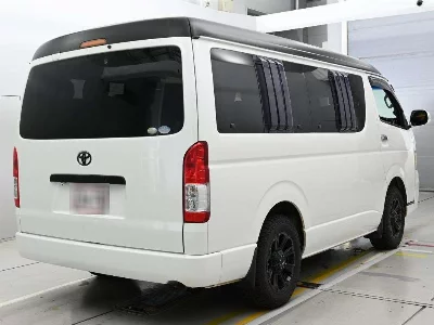 TOYOTA HIACE WAGON