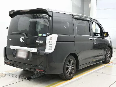 Honda STEPWGN SPADA