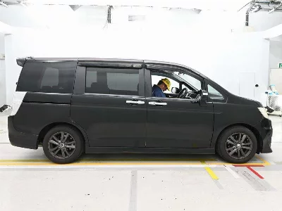 Honda STEPWGN SPADA
