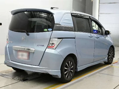 HONDA FREED SPIKE HYBRID