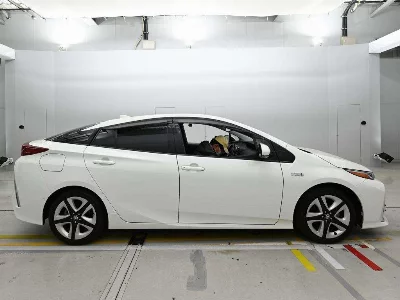 TOYOTA PRIUS PHV