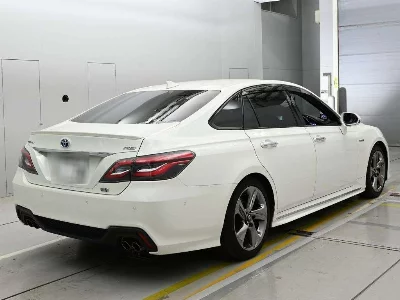 TOYOTA CROWN HYBRID