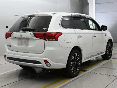 MITSUBISHI OUTLANDER PHEV