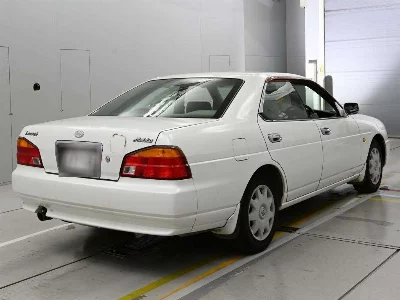 NISSAN LAUREL