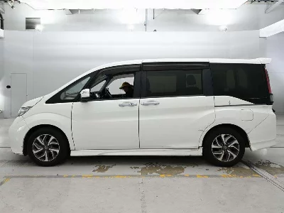 Honda STEPWGN SPADA