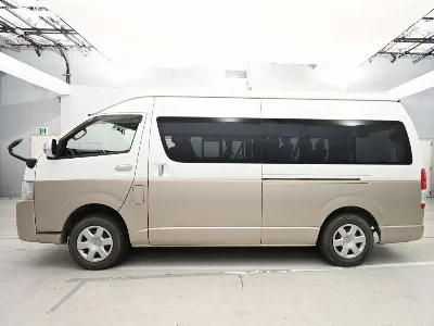 TOYOTA HIACE WAGON