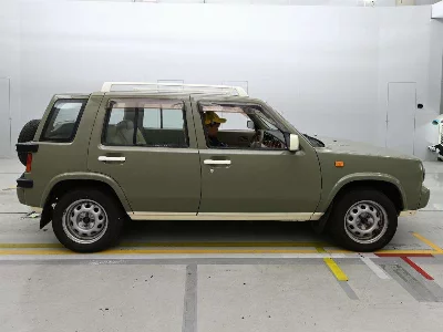 NISSAN RASHEEN