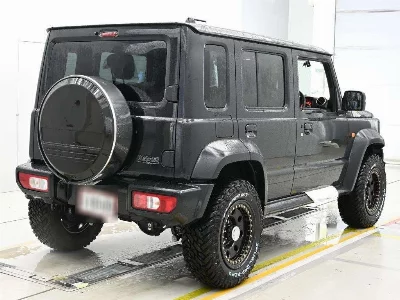 SUZUKI JIMNY NOMADE