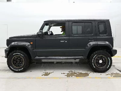 SUZUKI JIMNY NOMADE