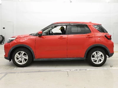 DAIHATSU ROCKY
