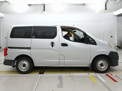 NISSAN NV200 VANETTE VAN